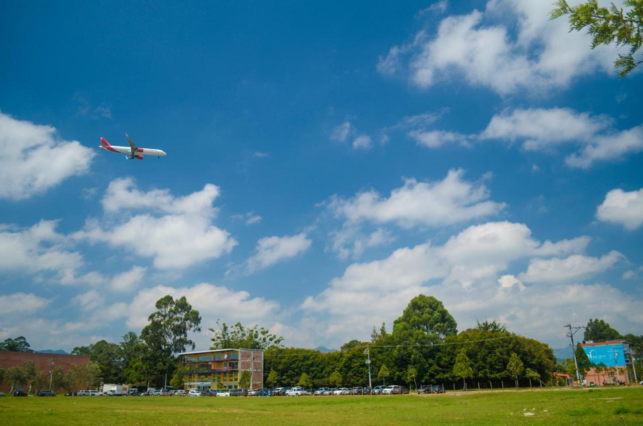 Llanogrande Airport By Bernalo Hotels リオネグロ エクステリア 写真